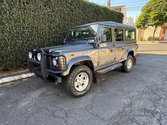 LAND ROVER DEFENDER 2.5 CSW 110 4X4 TURBO DIESEL 4P MANUAL LAND ROVER DEFENDER 2.5 CSW 110 4X4 TURBO DIESEL 4P MANUAL
